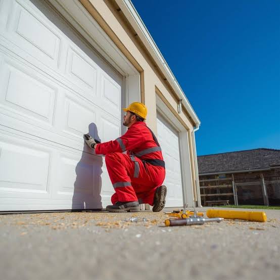 Residential Emergency Garage Door Repair